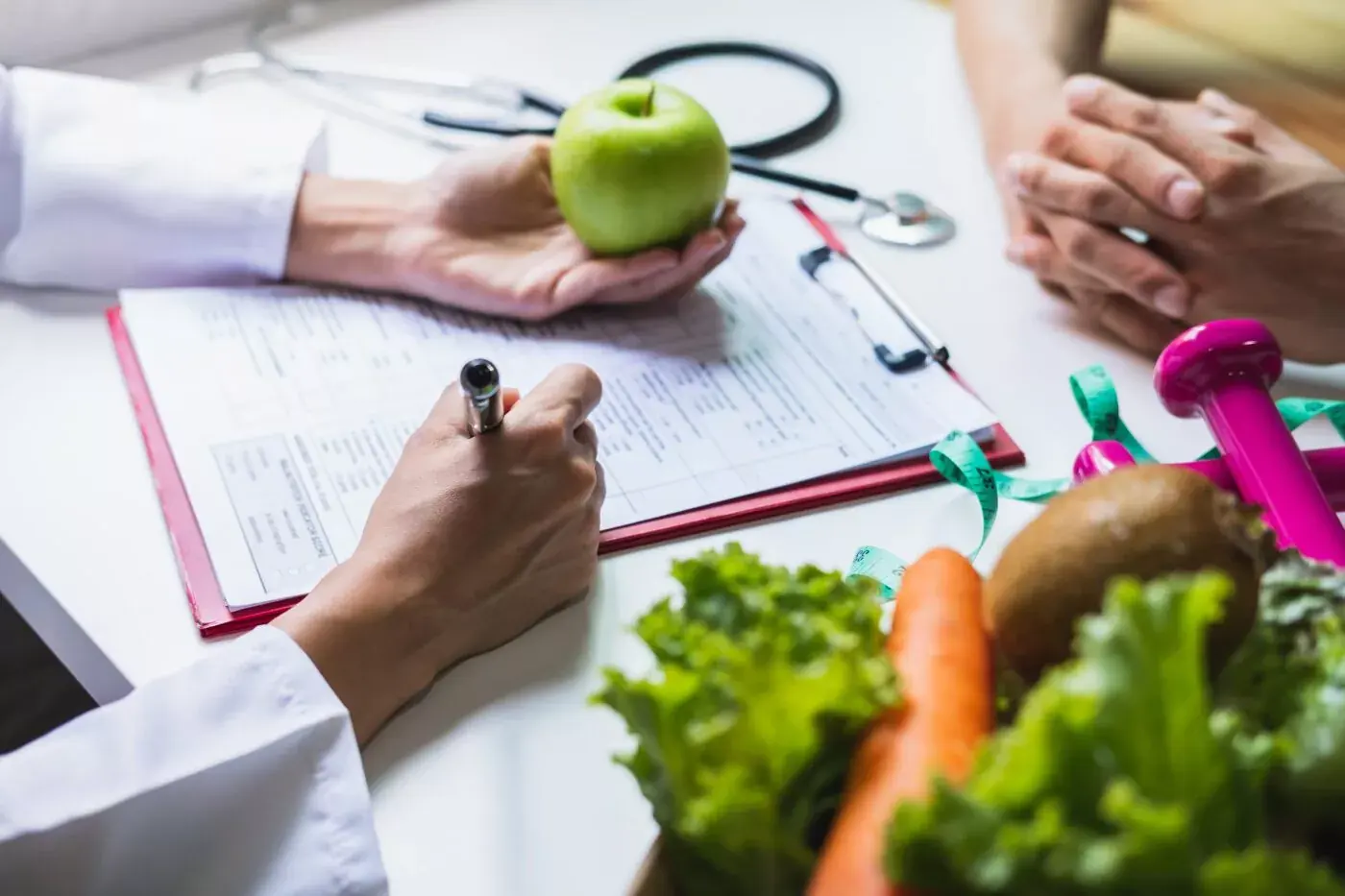 Consultation en nutrition avec le Dr. Bennis