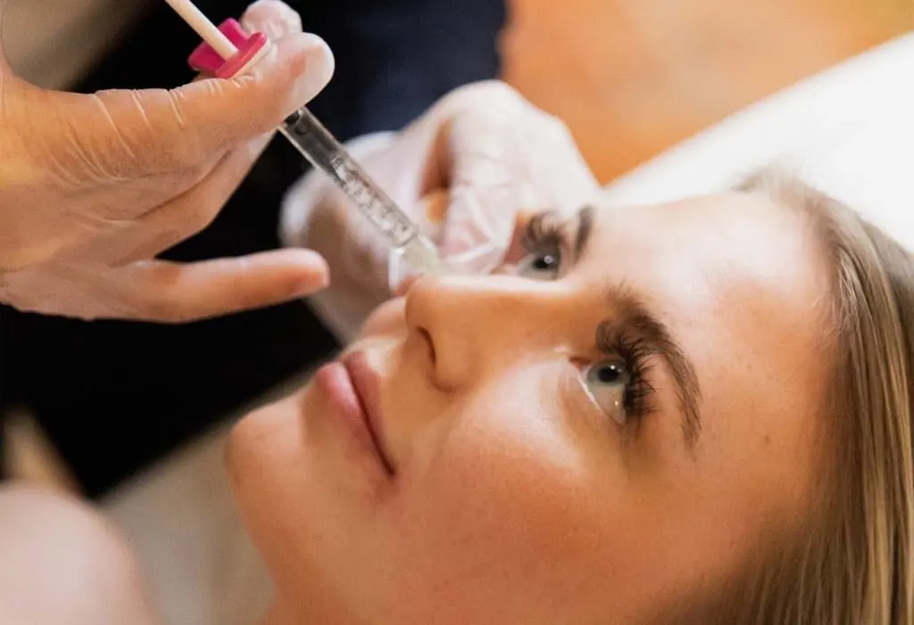Consultation en médecine esthétique holistique